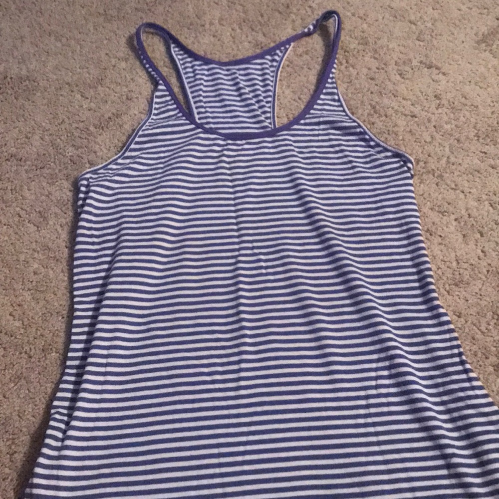 Lululemon tank